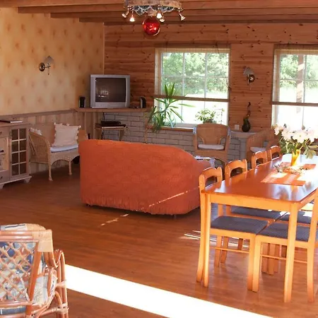 Tonise Holiday Houses Lilbi (Saaremaa)